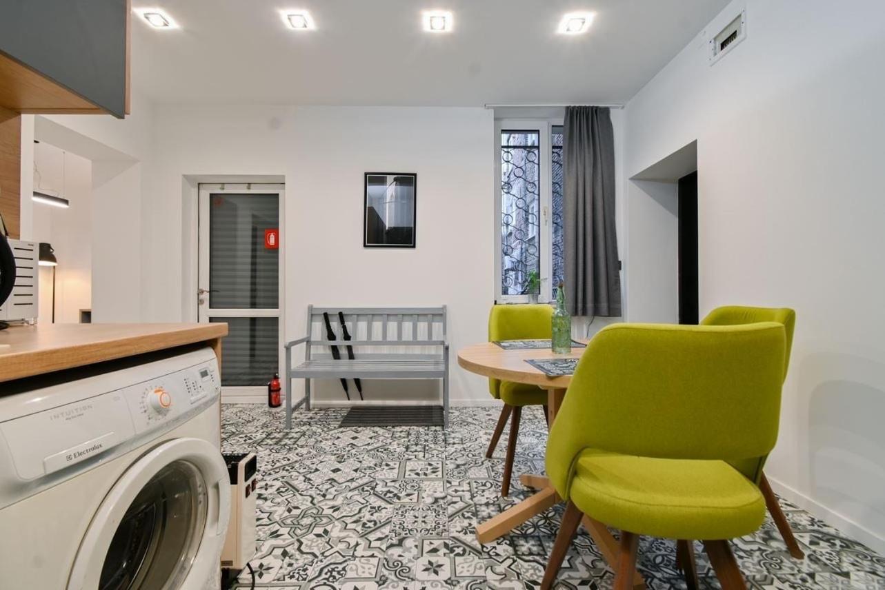 Apart Hotel Roma Sofia Esterno foto